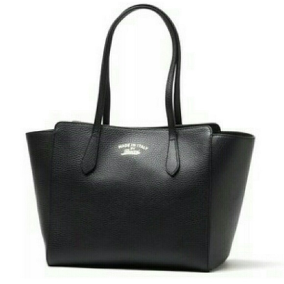 Gucci Handbags - AUTHENTIC GUCCI Swing Tote - Medium